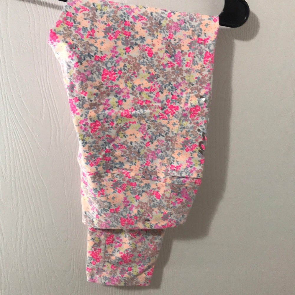 Floral pink workout leggings